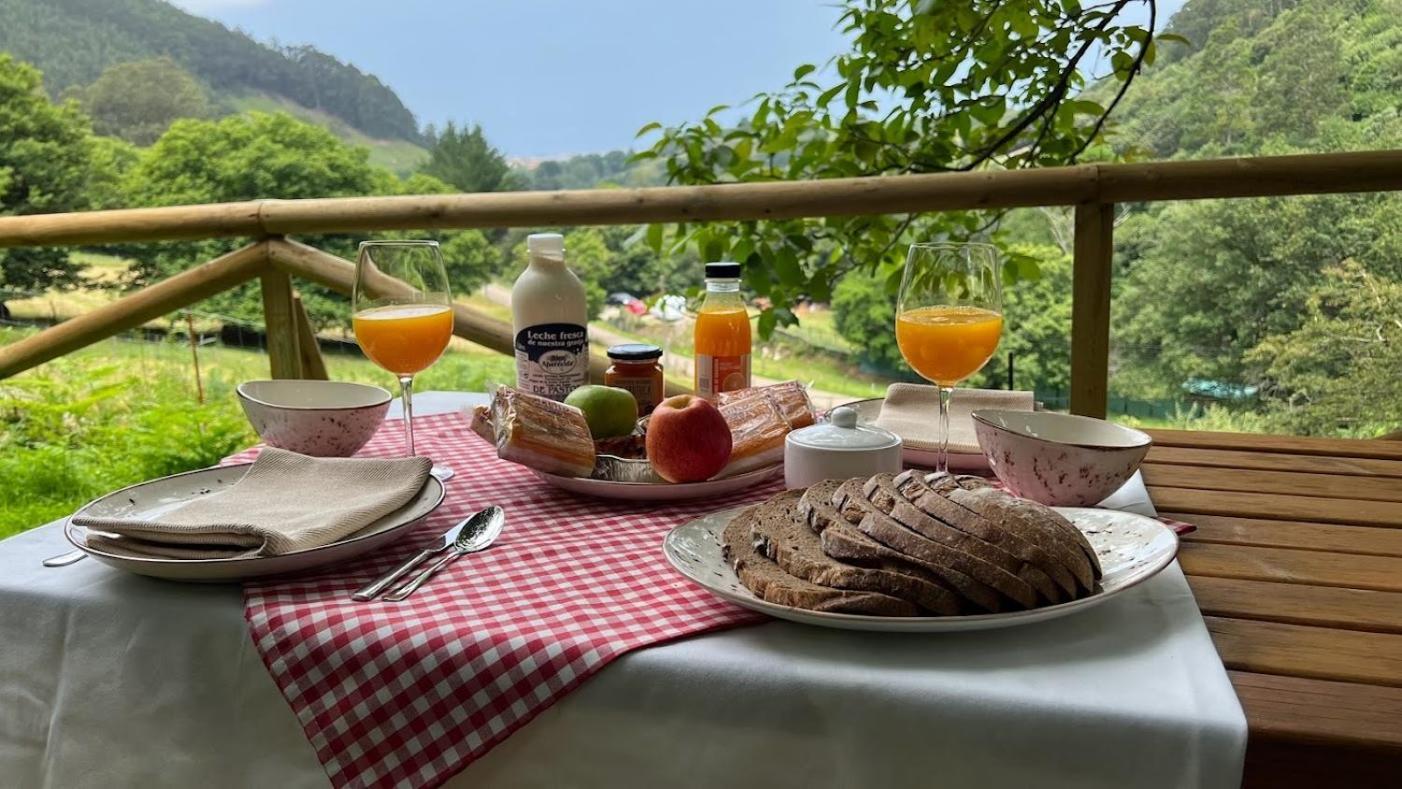 Domocantabria, Cupula Experiencias Sobremazas Zimmer foto